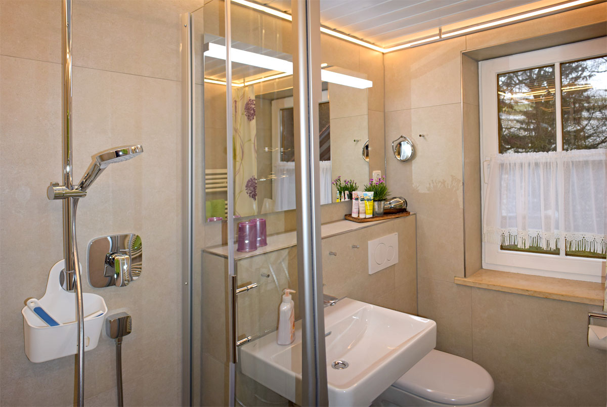 Helles Tageslicht Badezimmer